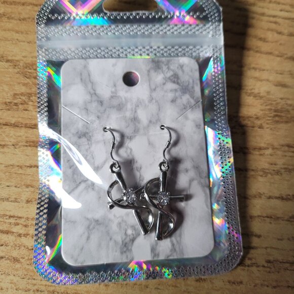 Set of 4 Cross Earrings - Picture 3 of 4